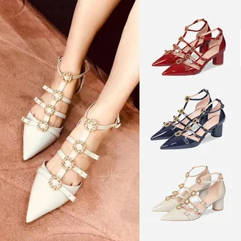 2019 jeseň slovo pracky poukázal hrubé s dámske sandále kvet pracky Baotou Roman topánky