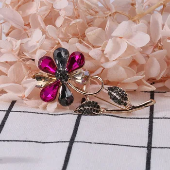 YoungTulip farebné drahokamu crystal kvet tvare brošne pre ženy móda darčeky pre dievča krásne listu rastlín brošne nové