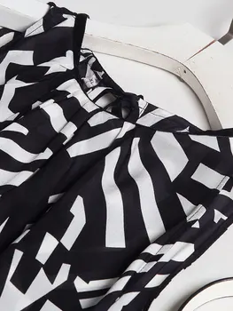 2020 New Black-a-biely Nepravidelný Geometrický Vzor Krku Krajky-up Moruša Hodvábne Šaty